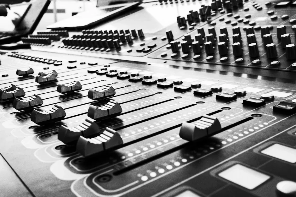 Consoles et interfaces audio